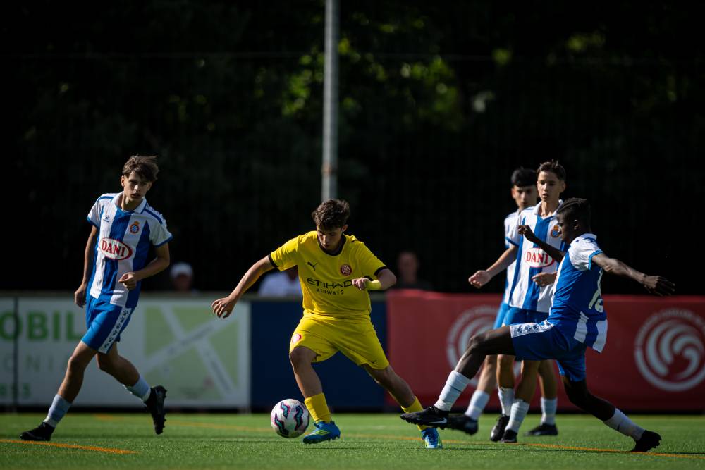 El Fútbol Base del Espanyol cierra un sábado de finales del Campeonato de Catalunya con dos títulos y dos derrotas 5 e7d30a9274d640cc889e380ca1a0df02